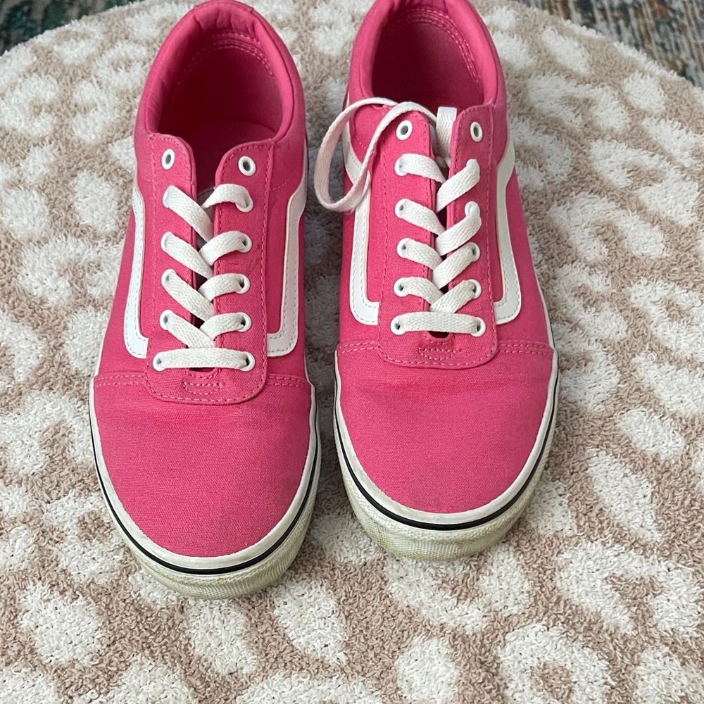 Youth 6 Pink vans